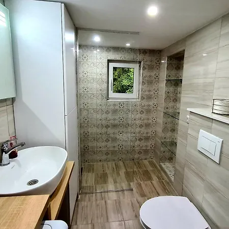 Holiday home Carobna Kucica Pale
